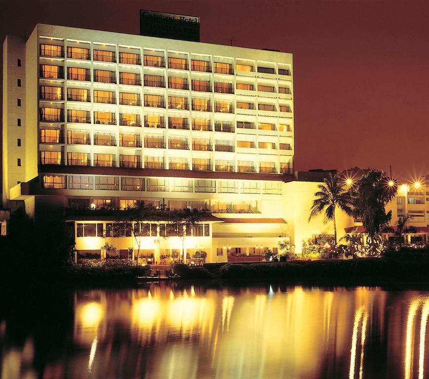Taj Banjara Hotell Hyderabad Exteriör bild The Royal